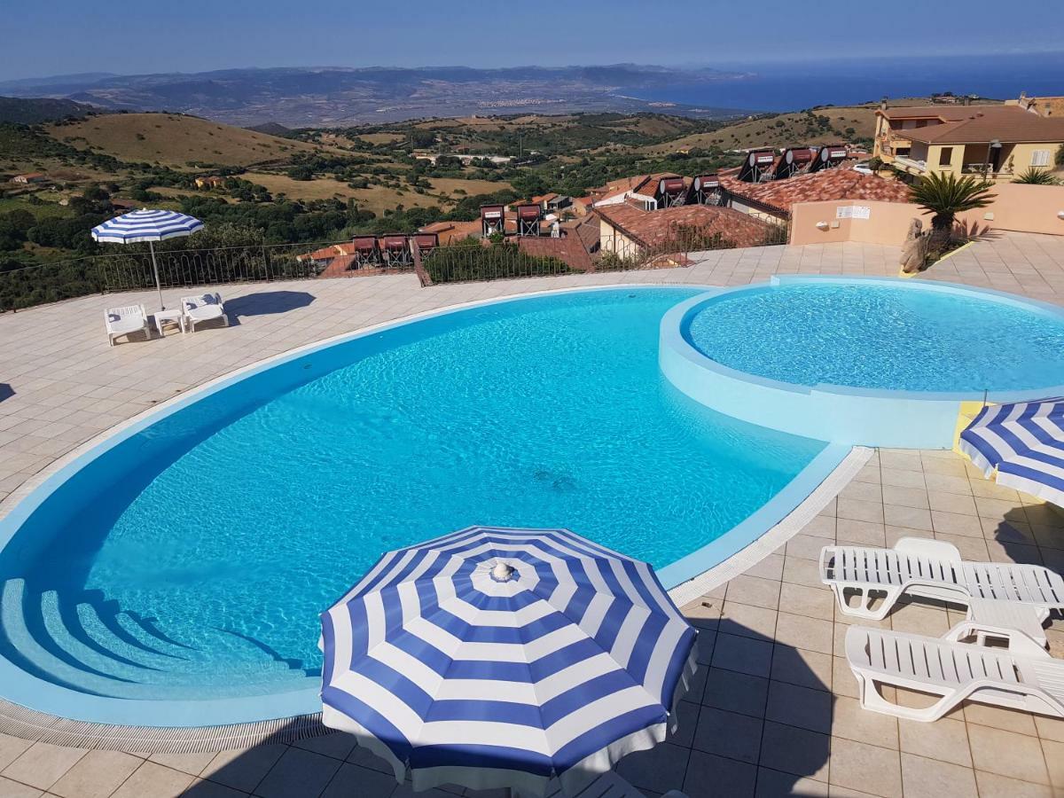 Residence Pala Stiddata With Panoramic Swimming Pool Trinità dʼAgultu Eksteriør bilde